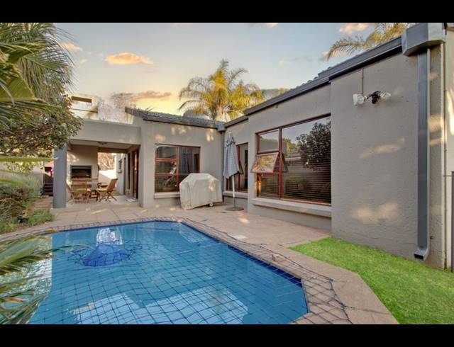 3 BEDROOM CLUSTER FOR SALE IN MAGALIESSIG